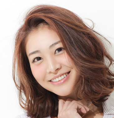 ミディアムヘアスタイル画像