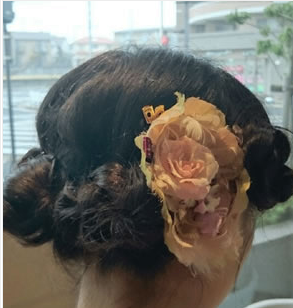 おだんご風のヘアセット画像