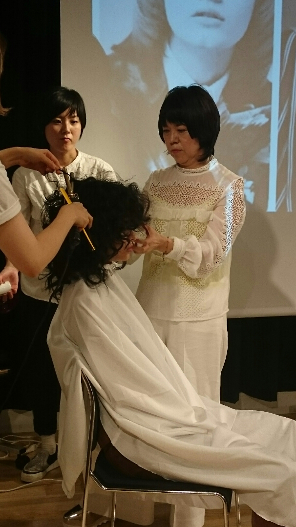 デーラー＆メーカー 