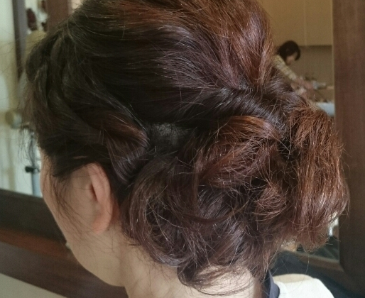 お団子風ヘアアレンジ