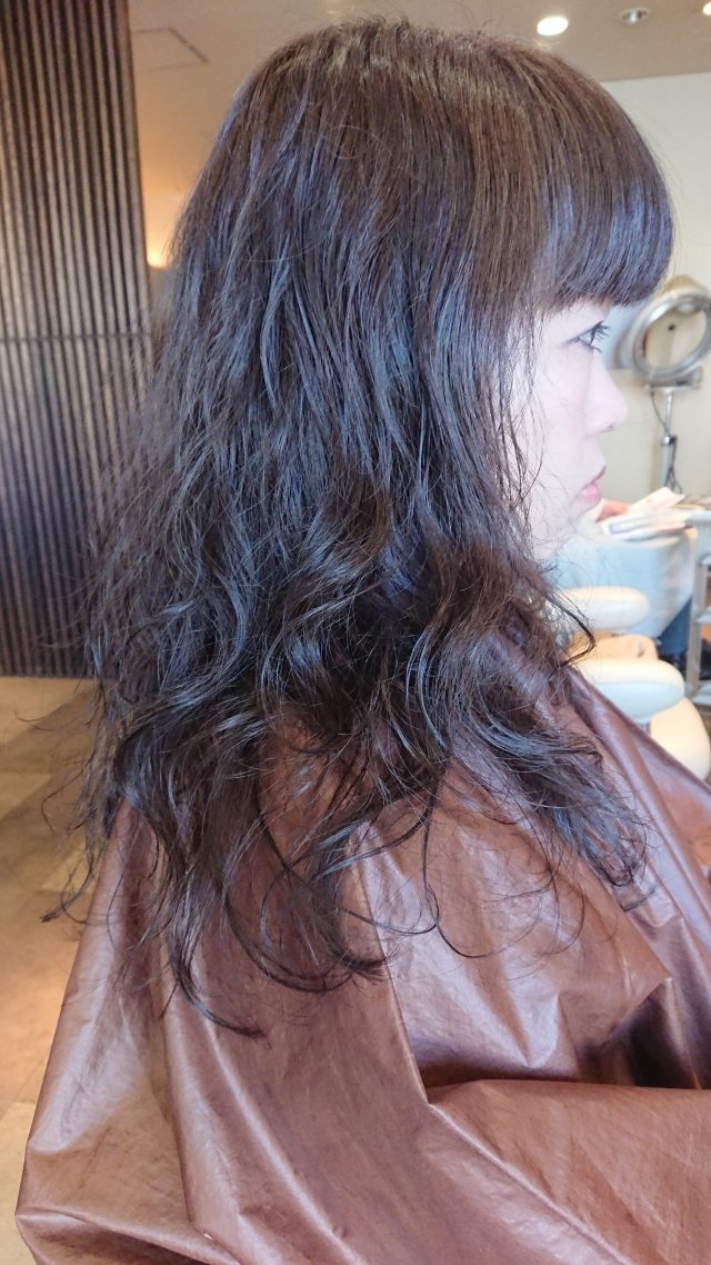 硬い髪質に均一にパーマの方法 流山市の美容室 ヘアサロン ウェーブ